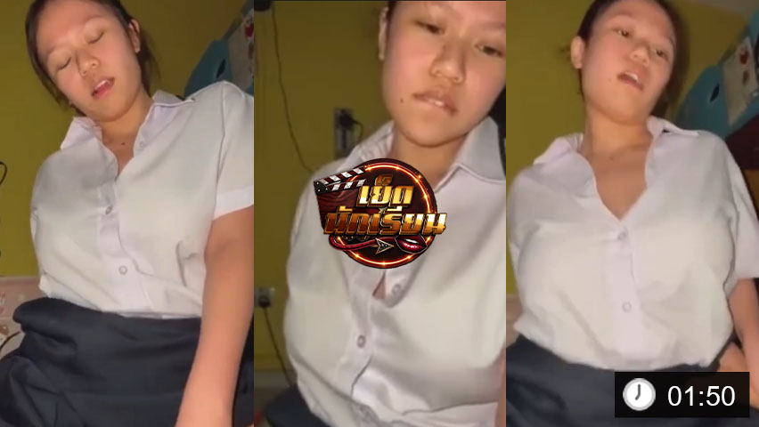 หลุดนิสิตสาวหีฟิตเล่นเสียวกันแต่เช้า ขย่มควยแฟนหนุ่มบนโซฟา
